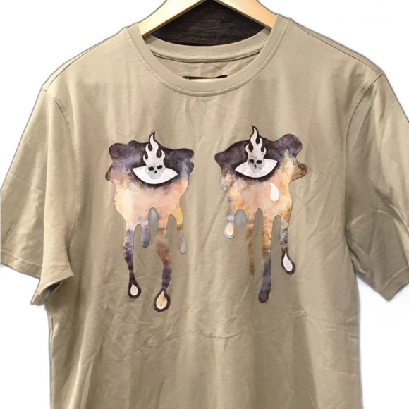 Roku Studio Mens Graphic Tee Sixe XL Dripping Teardrop Skull Short Sleeve Tan - Picture 3 of 12